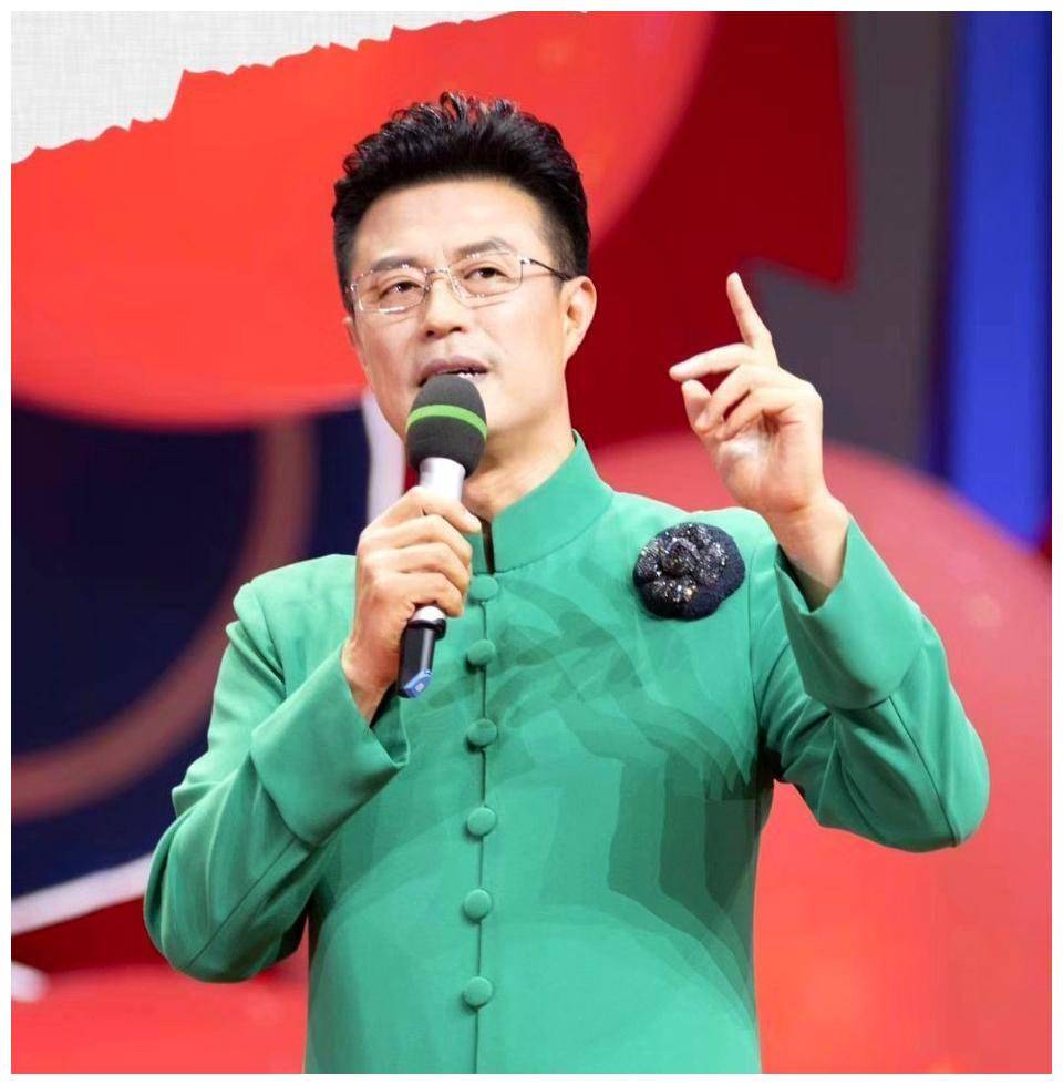 主持人白燕升:因戏曲而生,婚后不久妻子瘫痪,如今有儿女很幸福_节目