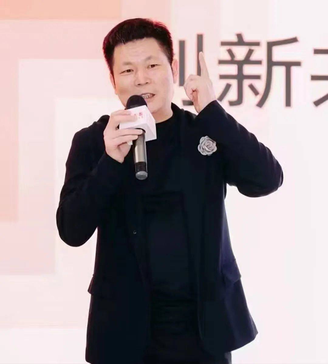 传原辅仁副总裁刘明志重返宋河| 名酒观察_搜狐网