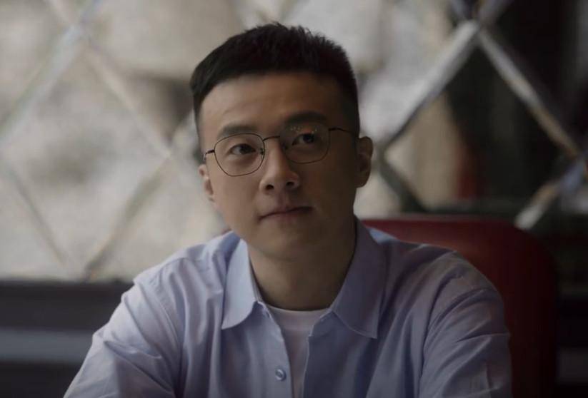 李忠惨成替身_周凯泽_男人_强势