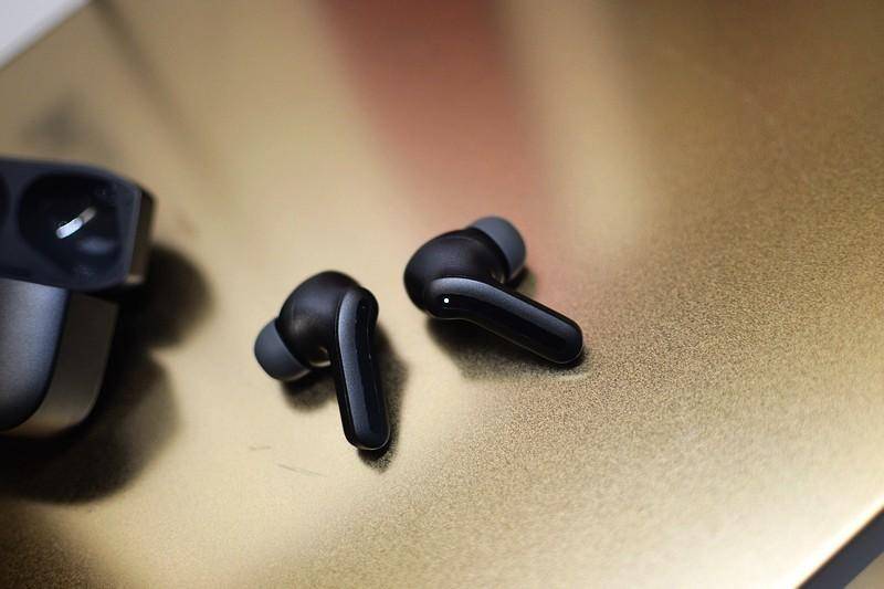 简化电路用更大的振膜单元 提升更好的音质 HIFIMAN TWS888