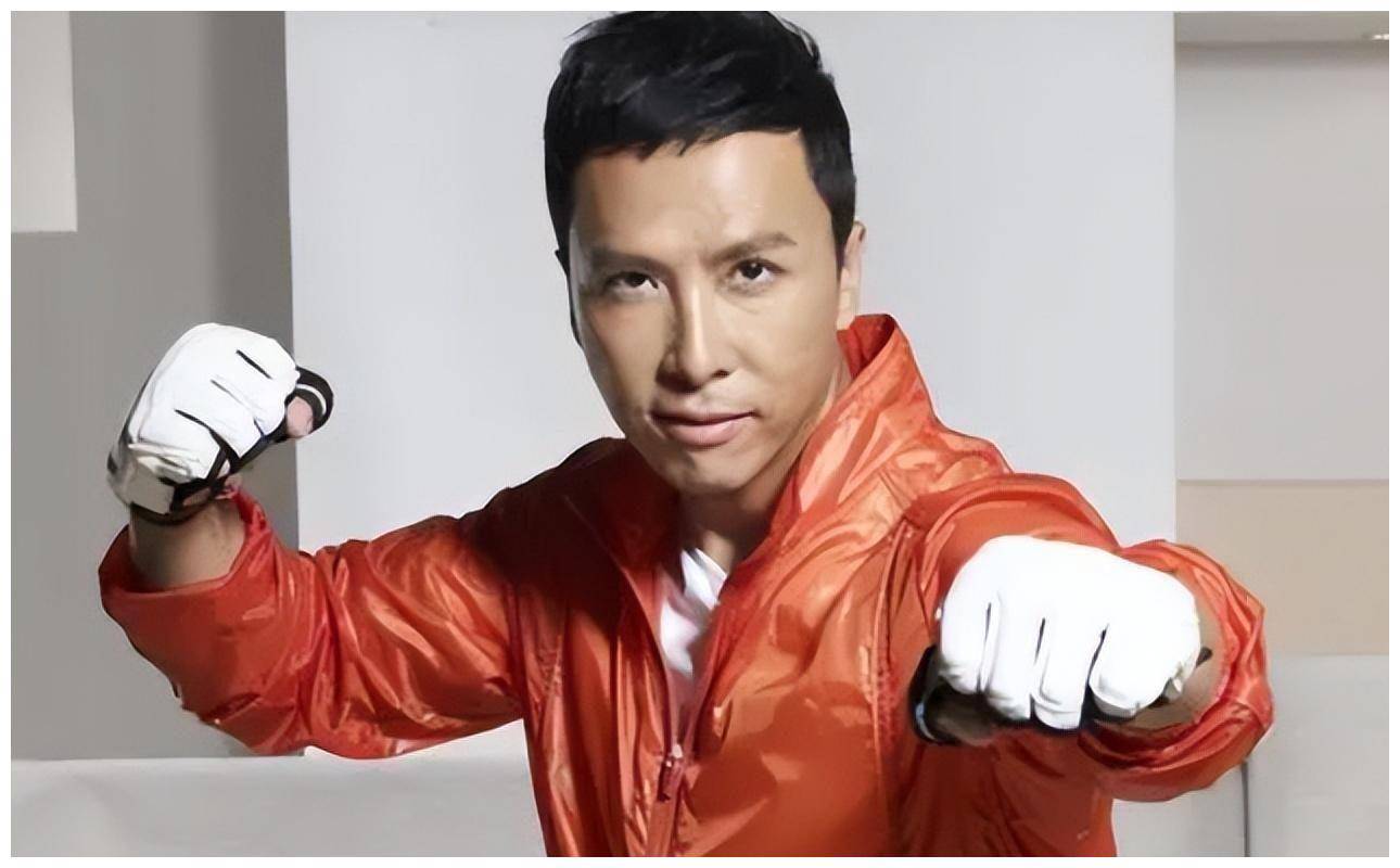 看了甄子丹成名前27年的憋屈史,才明白器晚成,比少年得志好太多