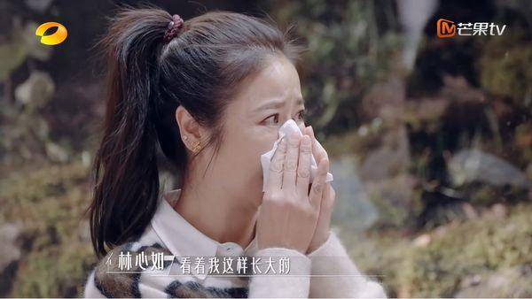 才发现妈妈老了 林心如自责落泪:想在家多陪他们_父母_小孩_女儿