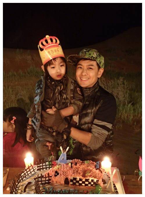 妈妈陈若仪晒背影照,身材高大发量浓密_kimi_林志颖_节目