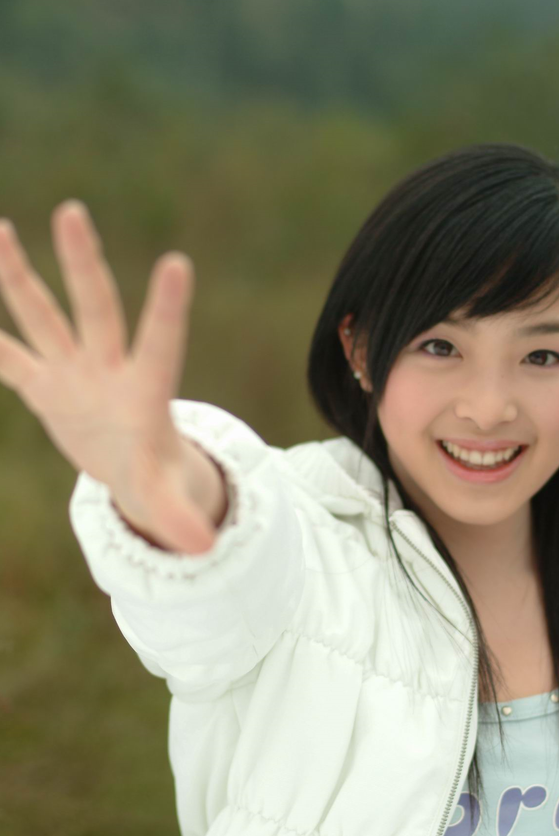 5,张含韵张含韵就是那个为优酸乳打广告的酸奶,你还记得吗?