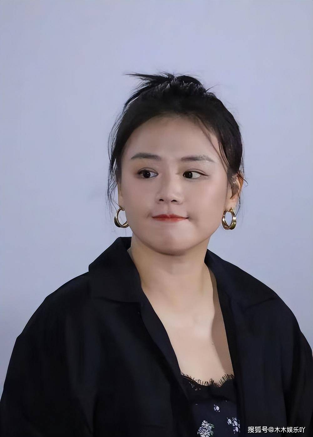 如果是这样的情况的话,可能和马思纯有点类似.