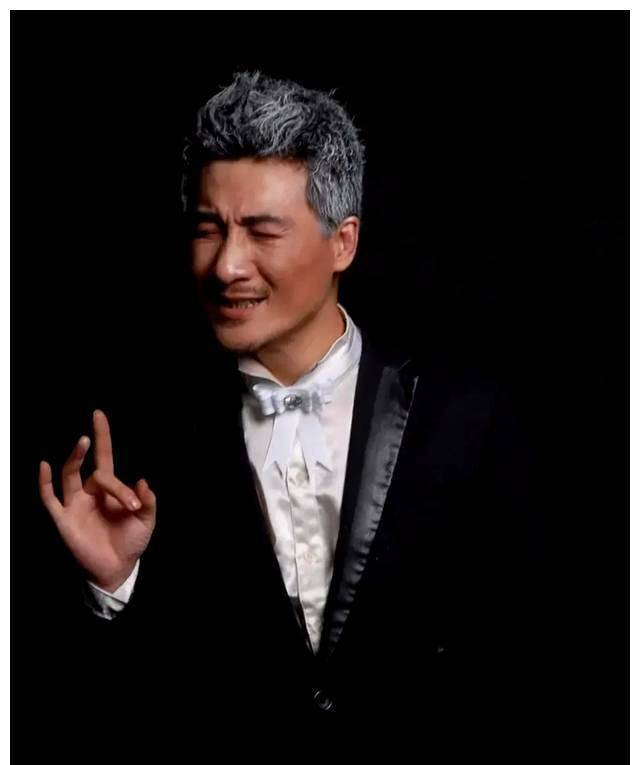 天王张学友老婆罗美薇火热股市摘金秘诀,助你轻松获利!