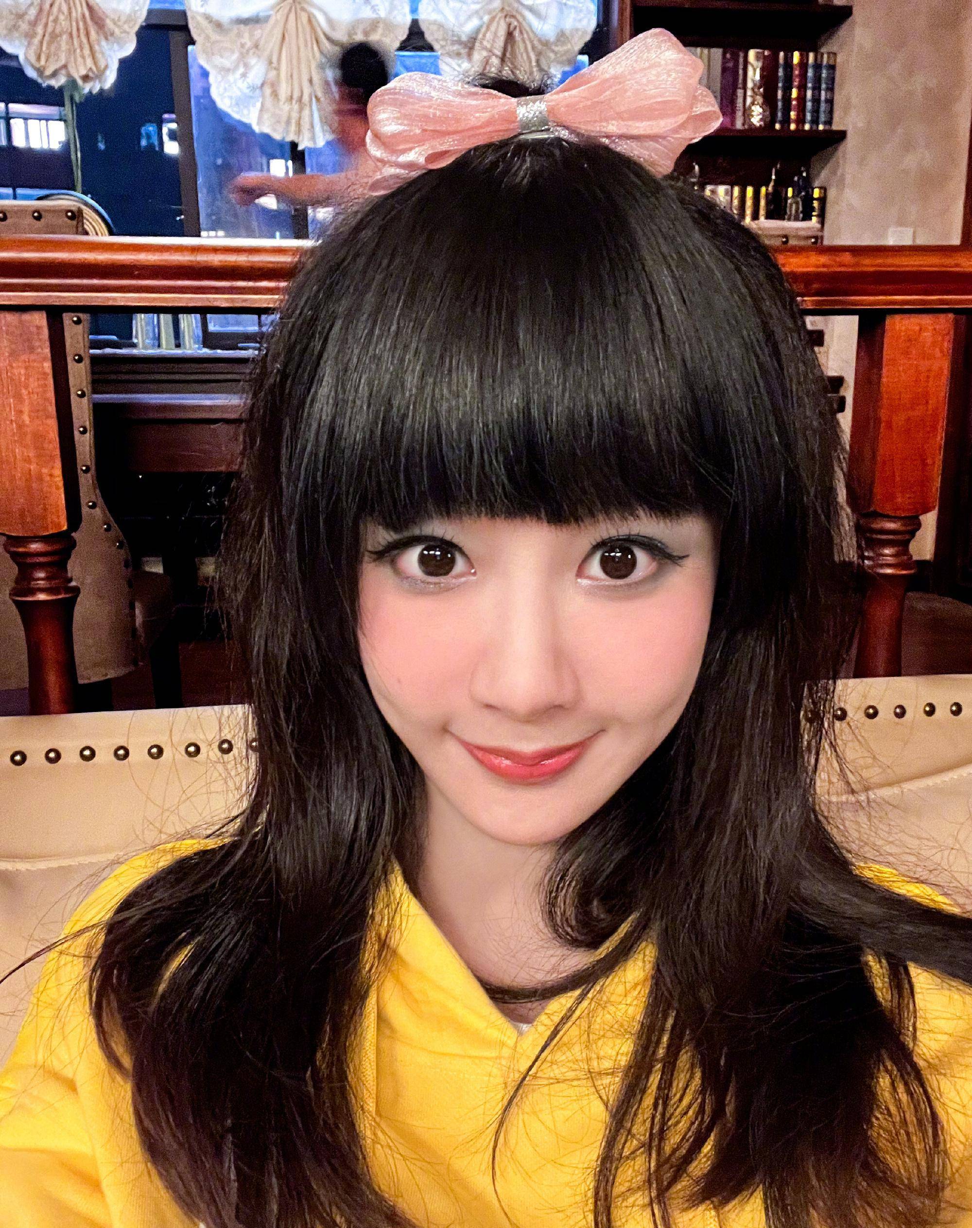 杨紫晒《要久久爱》黄瀛子非主流自拍,勾起了我的杀马特记忆_蒋翼