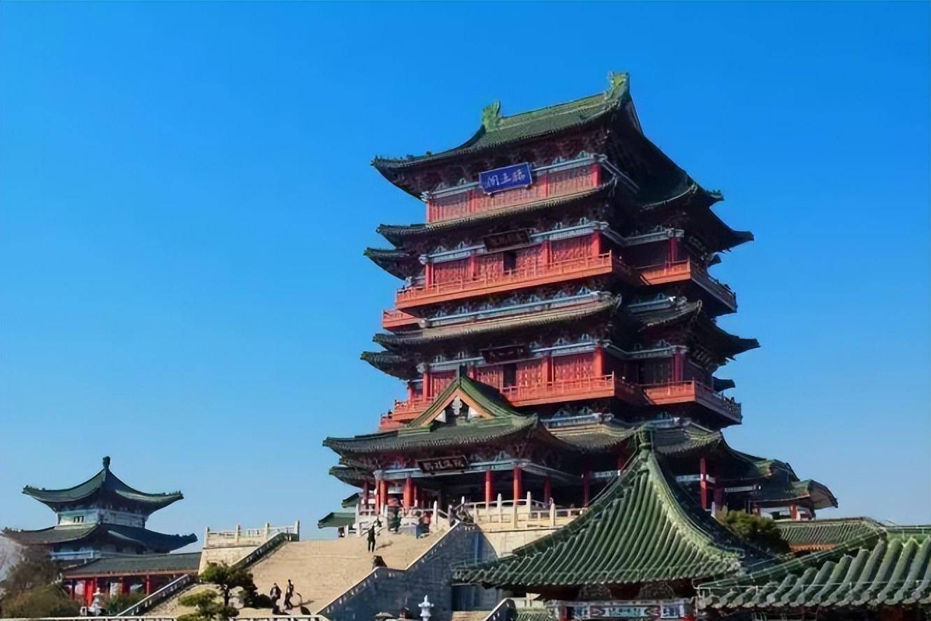 人老了，读懂《滕王阁序》里的五句话，就读懂了人生-滕王阁序朗诵