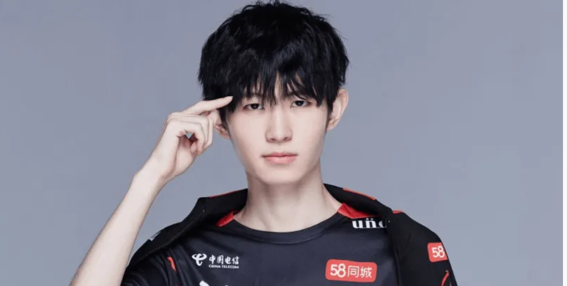 一诺获得年度电竞运动员!