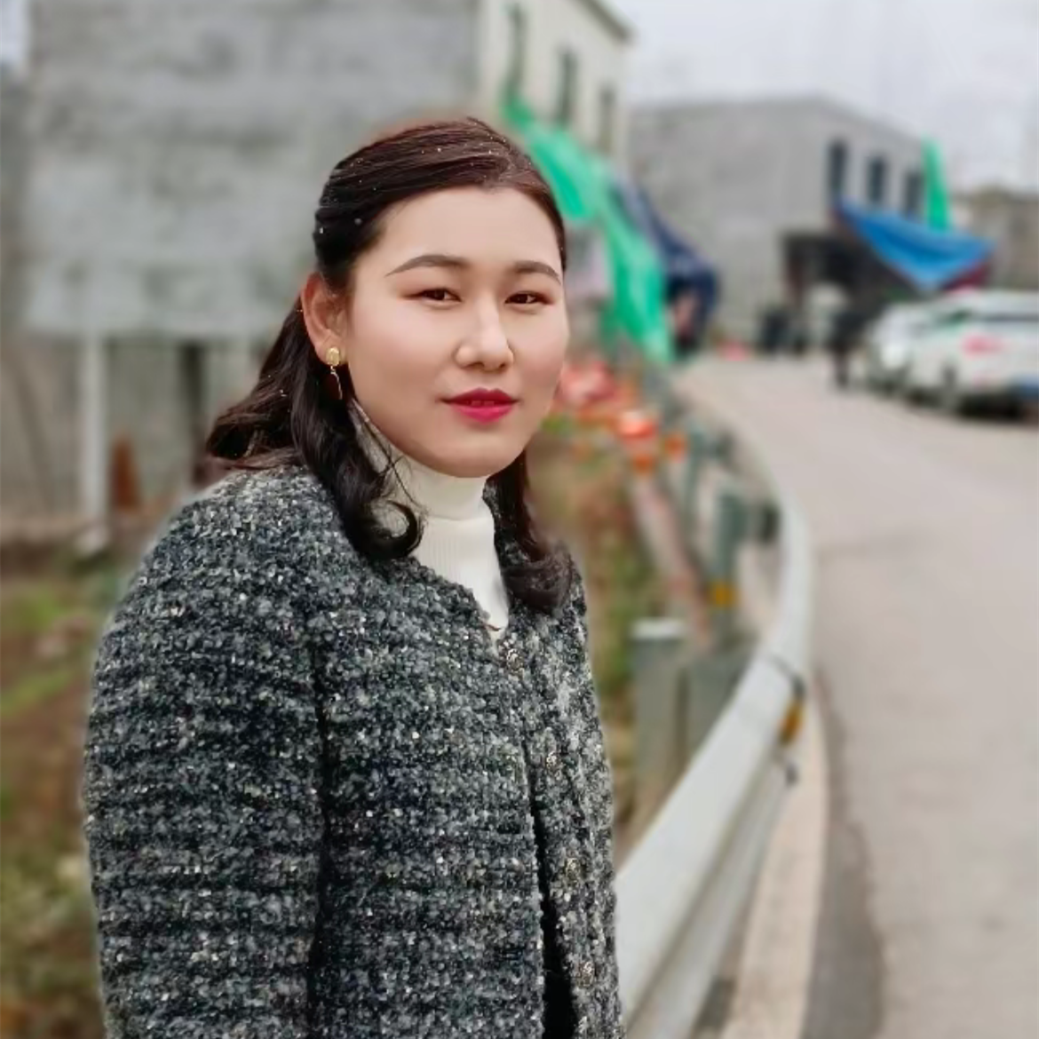 28岁网红杨二妹因火灾去世,小儿子也没幸免,反弓路引热议_原因_网友