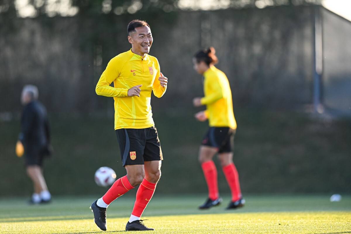 吴曦下赛季申花主力难保?