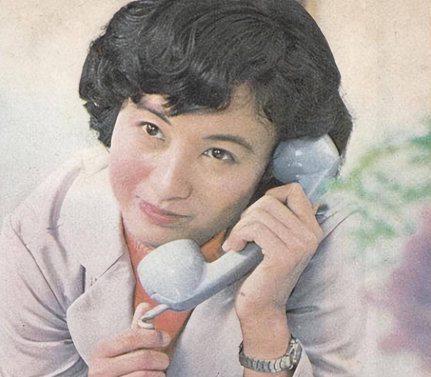 演员柏寒的坎坷人生:54岁走红,56岁离世,去世多年家人仍有悲痛_韩青