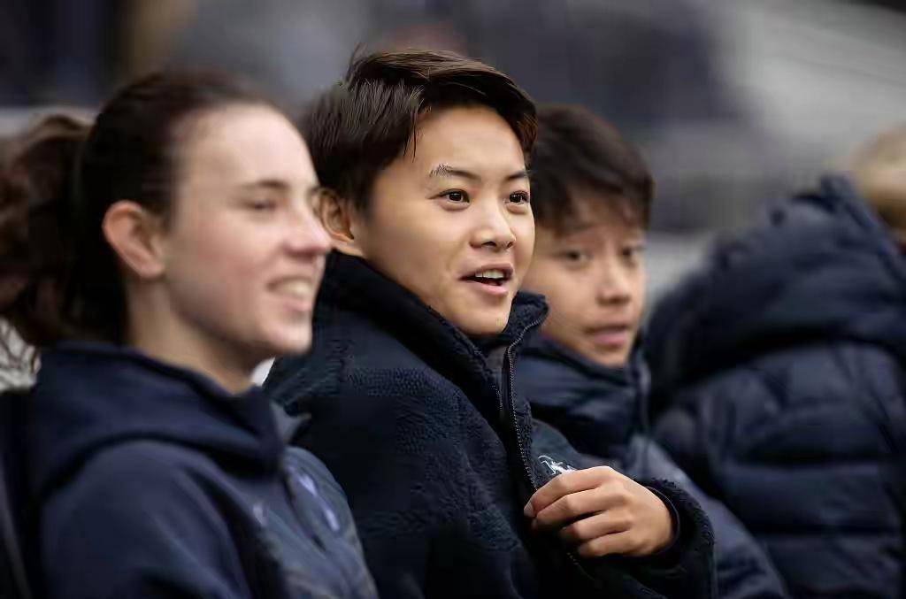 #时事热点头条说#想每天都接收到这样的体育资讯和评论解说吗？