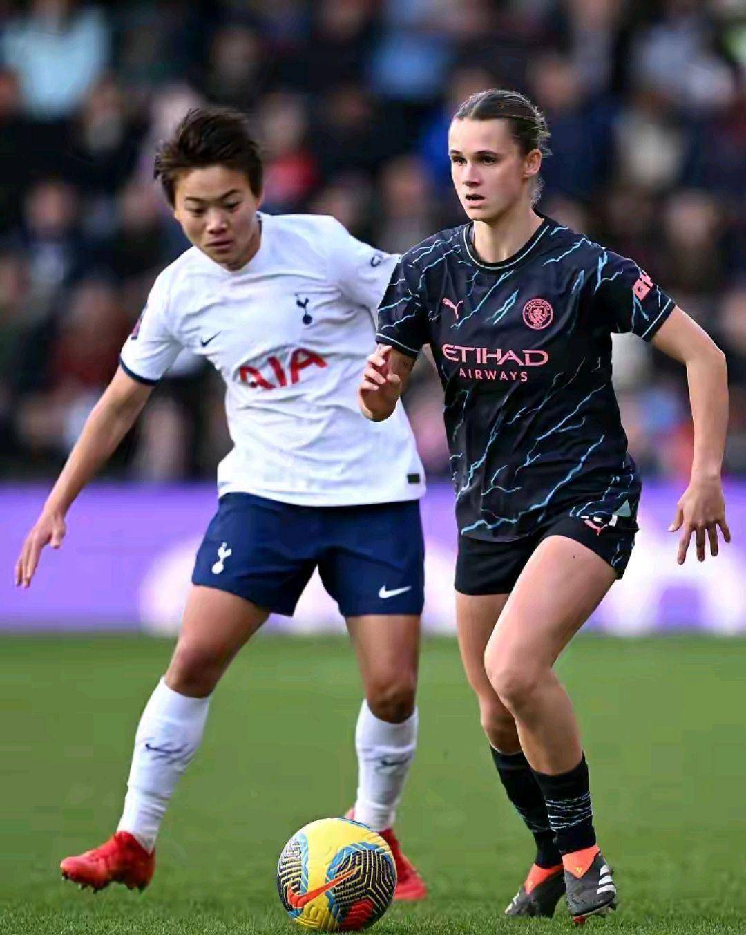 #时事热点头条说#想每天都接收到这样的体育资讯和评论解说吗？