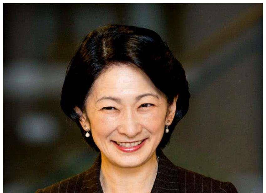 一条重磅消息传了出来——曾经生育两女,年近四十的秋筱宫妃怀孕了!