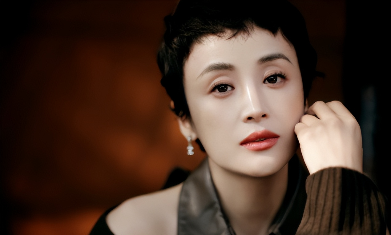 "最干净"的女演员,出道24年0绯闻,30岁嫁律师,婚姻幸福美满