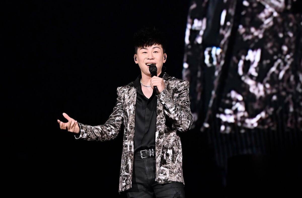 《声生不息》第九期锐评:周深,古巨基最佳,袁娅维音准稍显吃力_胡彦斌