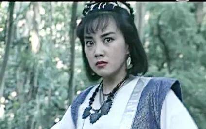 我张笑影并不是不知道丈夫刚死,再结新欢的无耻程度,新欢更是刚刚杀死