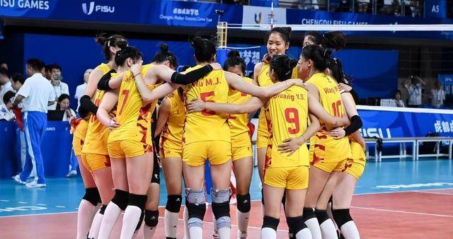 朱婷,张常宁,丁霞落选新一期女排集训大名单,19岁的王逸凡入选_球迷