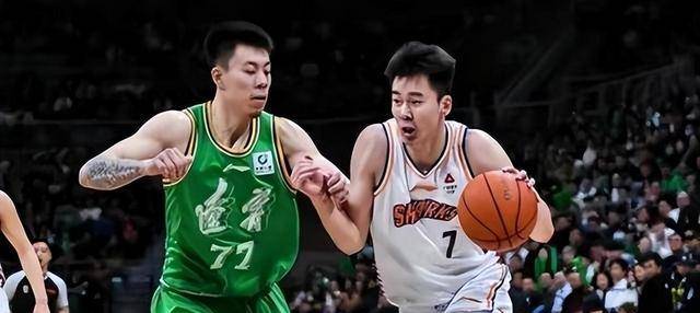 cba上海隊加時戰勝遼寧隊,內線失利外線贏得比賽!嘲笑