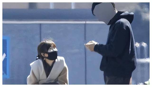 福原爱矢口否认,"只是朋友,是一起过夜了,但是两间房.