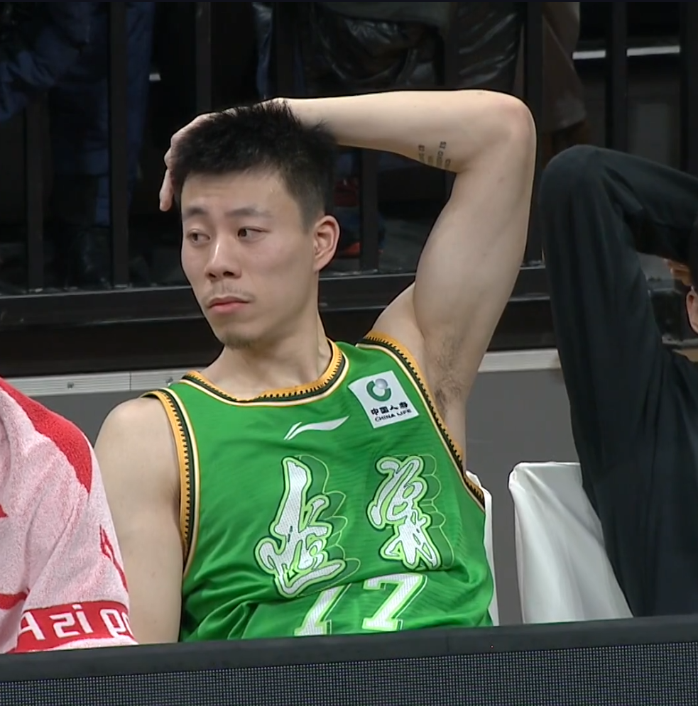 张镇麟收获重担!海报曝光p掉纹身,辽篮传承来了,春晚演什么?