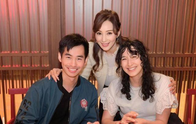 首次见混血儿媳,对方许诺生娃后回亚洲定居_罗琳_家庭_洛琳