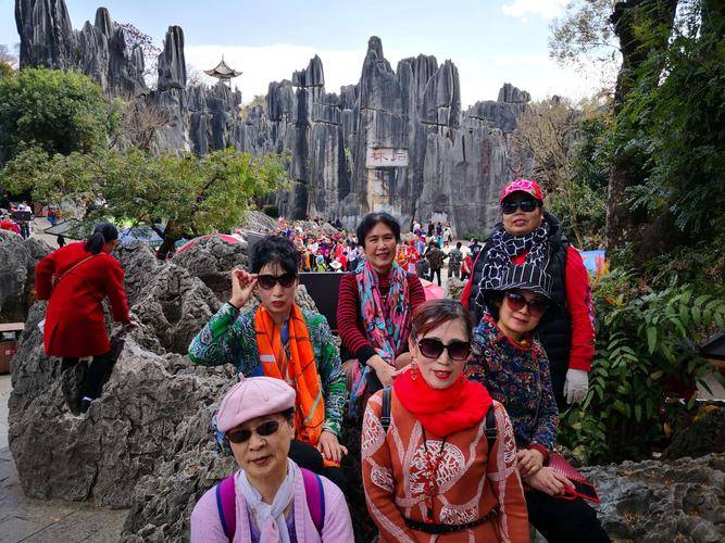 老年人去云南跟团旅游费用,带老年人玩转大理三日游旅行团花销