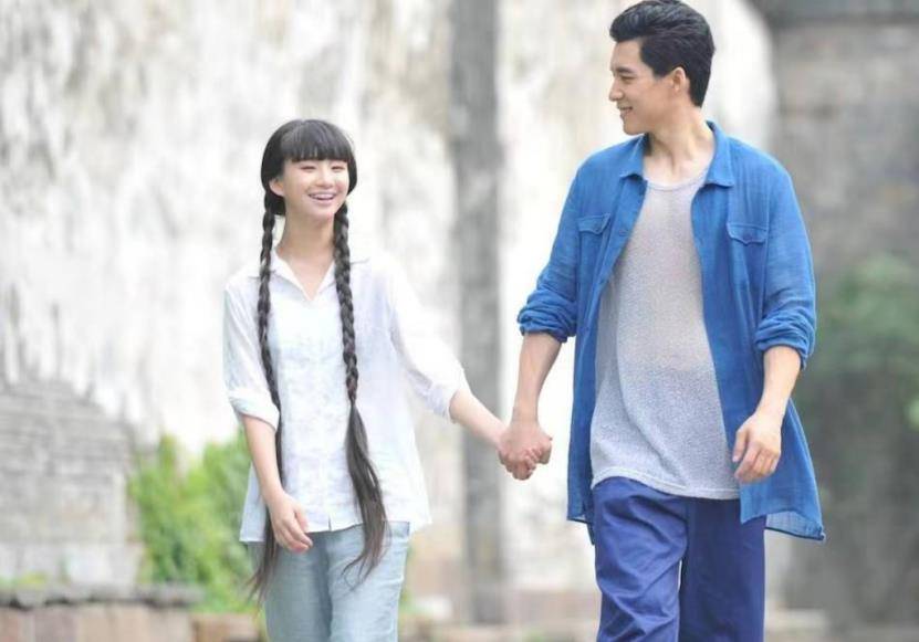 "小彩旗舞跳得那么好,如果就此放弃真是可惜了,"有人提出了担忧.