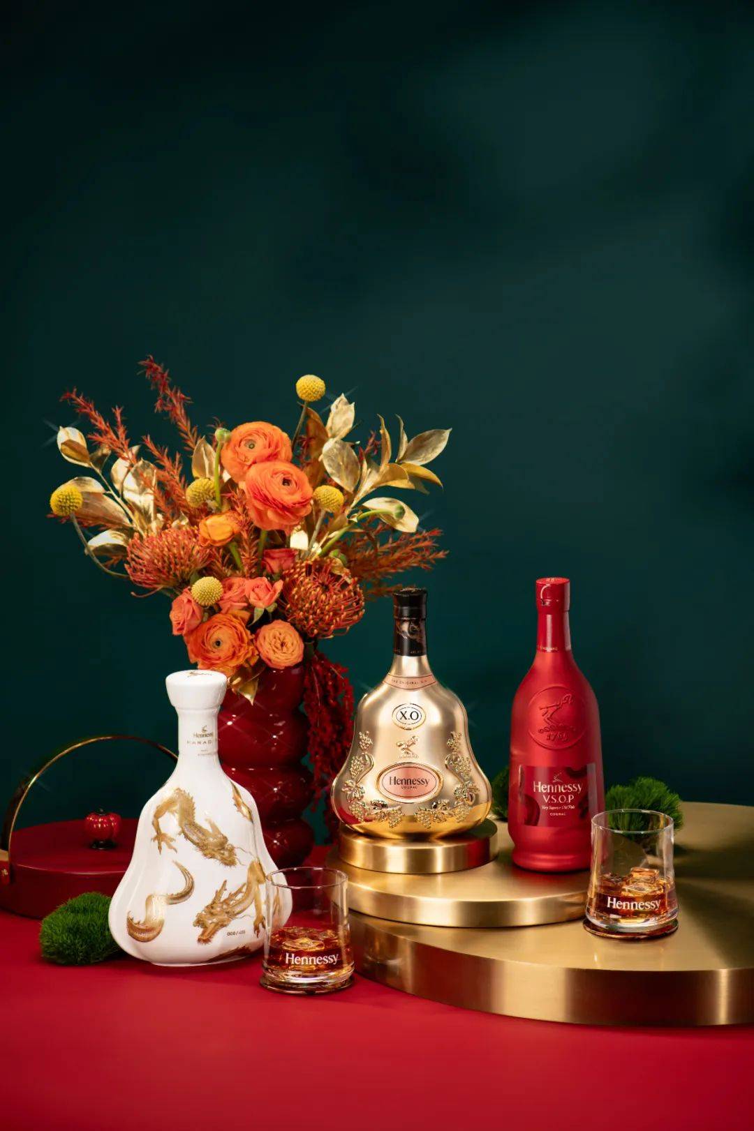 他说道:"lvmh敢于冒险.任何新事物都需要创新精神.