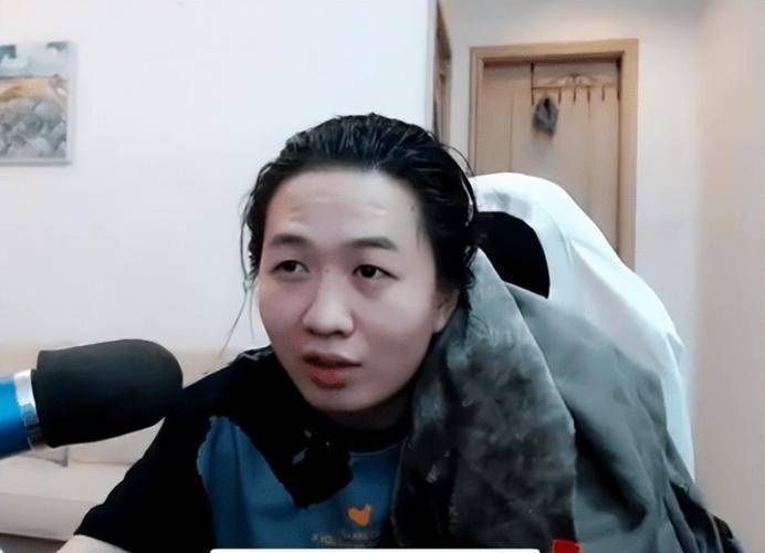 吕德华徒弟人气碾压梦泪!