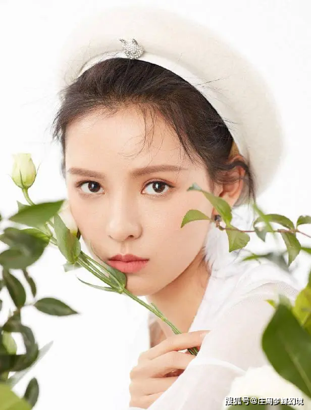 2016年4月张予曦与mike,杜妍,陈柏融,戚薇等主演浪漫都