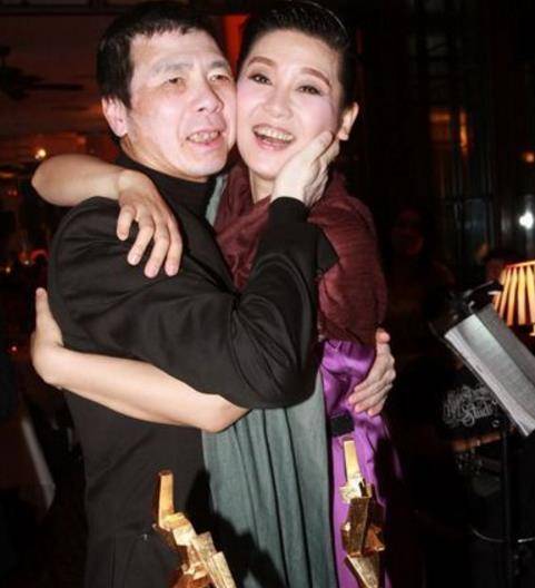 容忍丈夫找小三,屡遭背叛却不离婚,徐帆的聪明或许你想象不到_杨立新