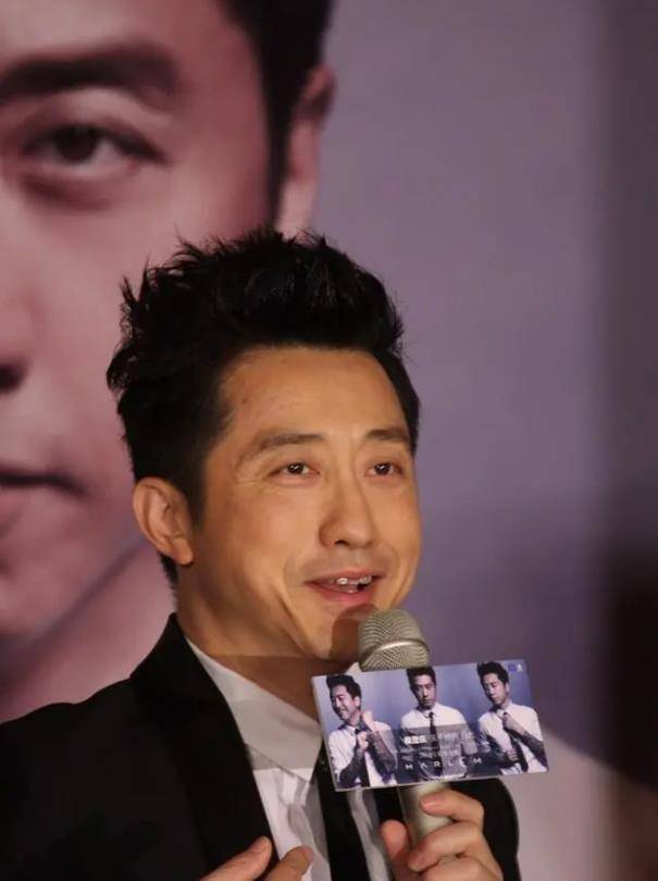 庾澄庆:儿子是知名歌手,如今62岁的我不敢老去,还要照顾老母亲_生活