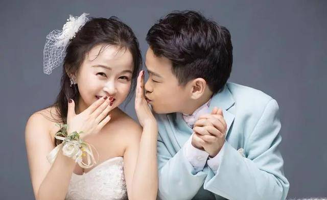 朱洁:嫁给身高1米2的"袖珍"医生,坚持不生孩子,今被宠成公主_朱杰