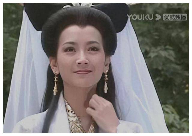 为何白素贞不让小青独自劫富济贫?选择盗库银的原因是