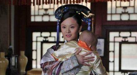 《甄嬛传》温宜公主为什么是嫡亲公主,她的母亲是曹贵人不应该是庶出