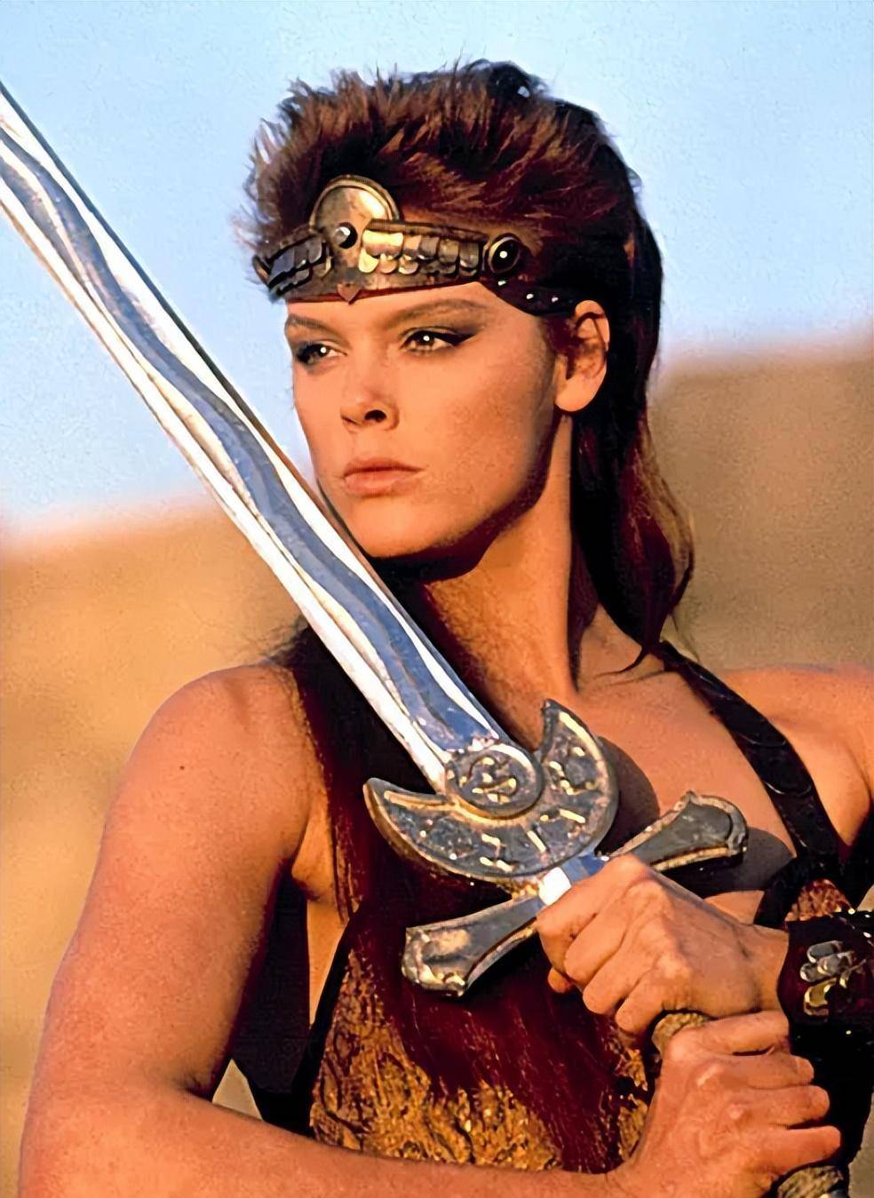 史泰龙前妻,施瓦辛格的情人,54岁还和新丈夫生孩子_吉特·尼尔森_布丽