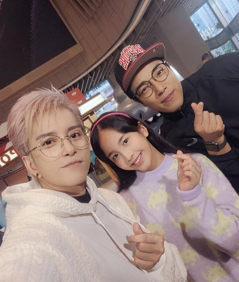 tvb御用童星陈偲颖已是15岁长腿美少女 期望参选香港小姐_bianca_大赞