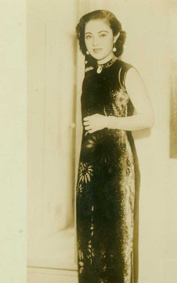 李香兰生前绝版老照片,第一张与父亲的合影,第四张艳丽无双_中国_日本