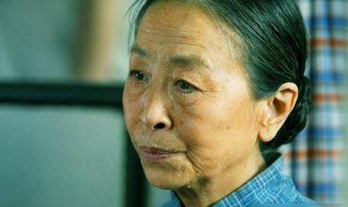 还说张少华欠新凤霞一个道歉云云