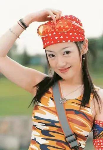 薛佳凝:被胡歌母亲称戏子,为情所困,44岁至今单身,终皈依佛门_时候