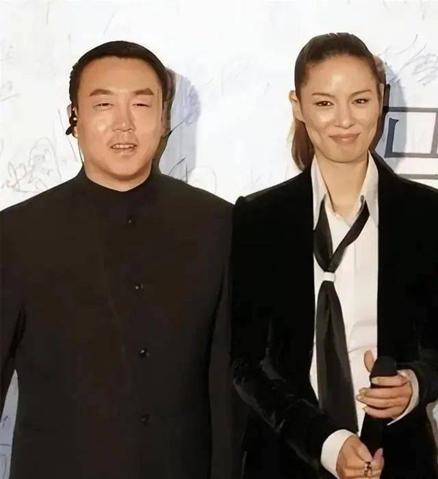 一婚娶导演,二婚娶歌星,三婚娶嫩模,5任春晚总导演现在怎样了_郎昆