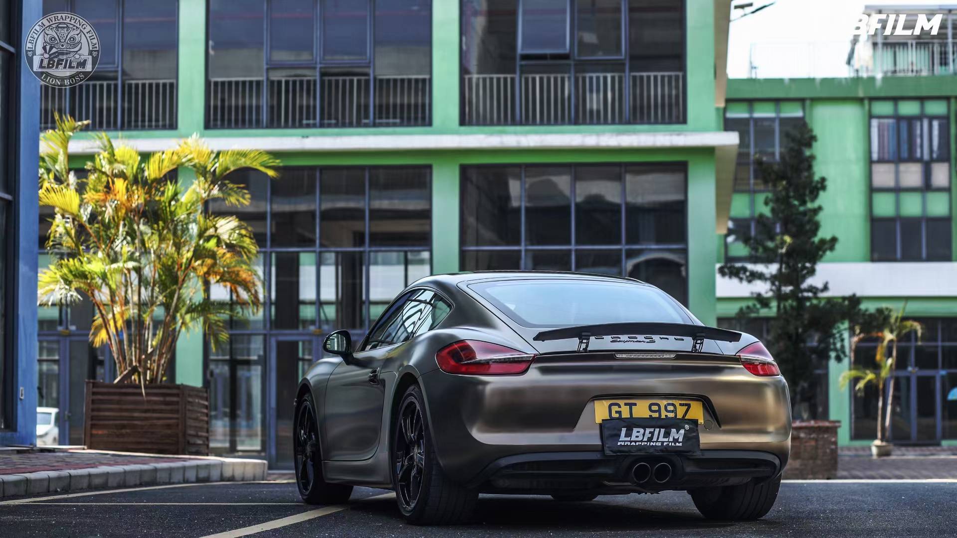 保时捷718-lb改色膜电光金棕,液态金属首创者_搜狐