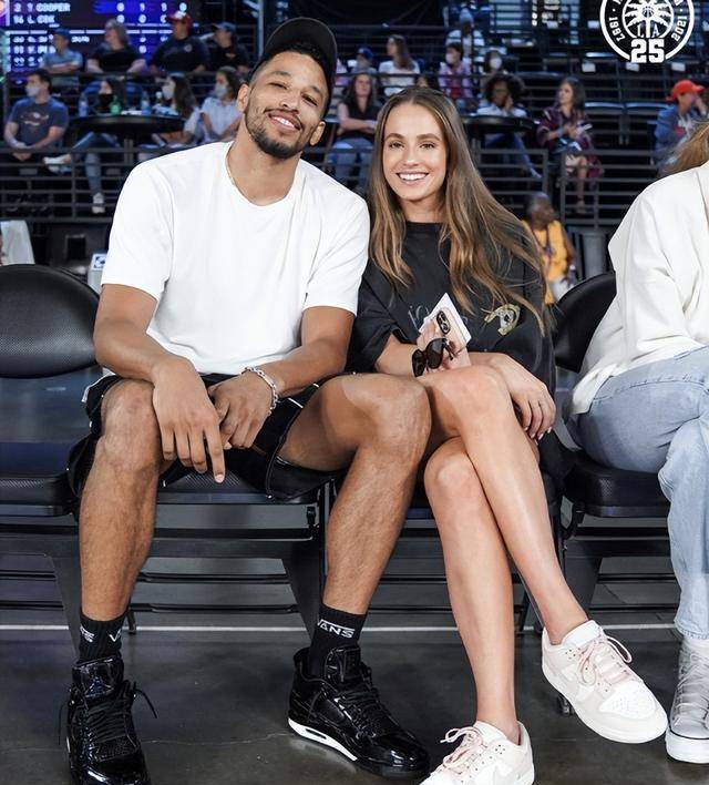 雷霆罗伯森:靠防守年薪千万,如今去向何方?