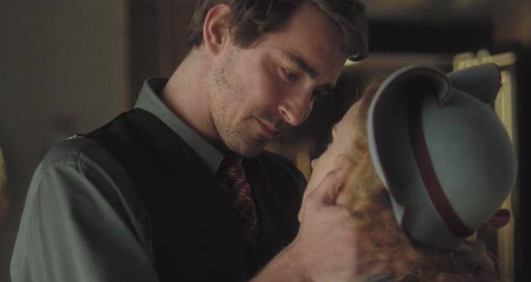 艾米·亚当斯为艺术献身的三部大尺度电影推荐_罗丝