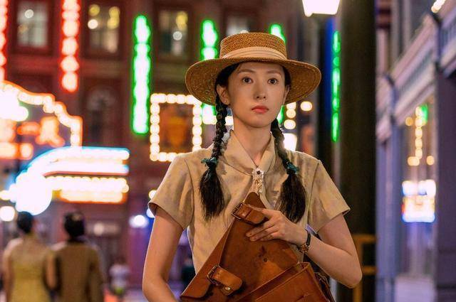 哪怕同龄的朱一龙,朱珠和代旭的演技,也把童谣秒得渣都不剩