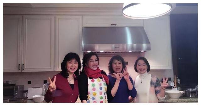 刘晓庆豪宅曝光:每天生活犹如皇后,70岁少女心难掩!_心态_厨房_食物