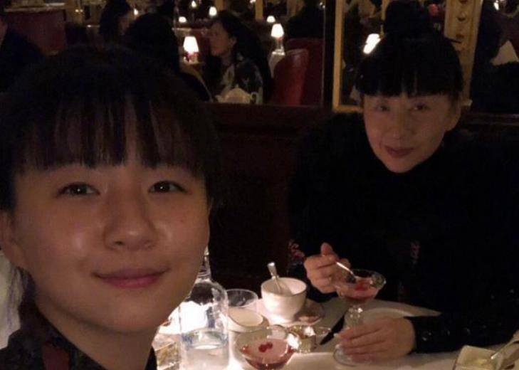 14岁成名15岁自毁前程,脱去杨丽萍接班人外壳后,小彩旗现状堪忧_舞蹈