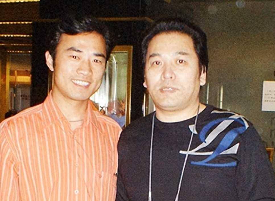 歌唱家佟铁鑫:离婚后独自抚养儿子,40岁二婚娶女富豪收获幸福_生活